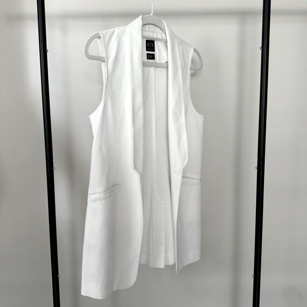 ⭕️ A|X White Long Vest Size Small